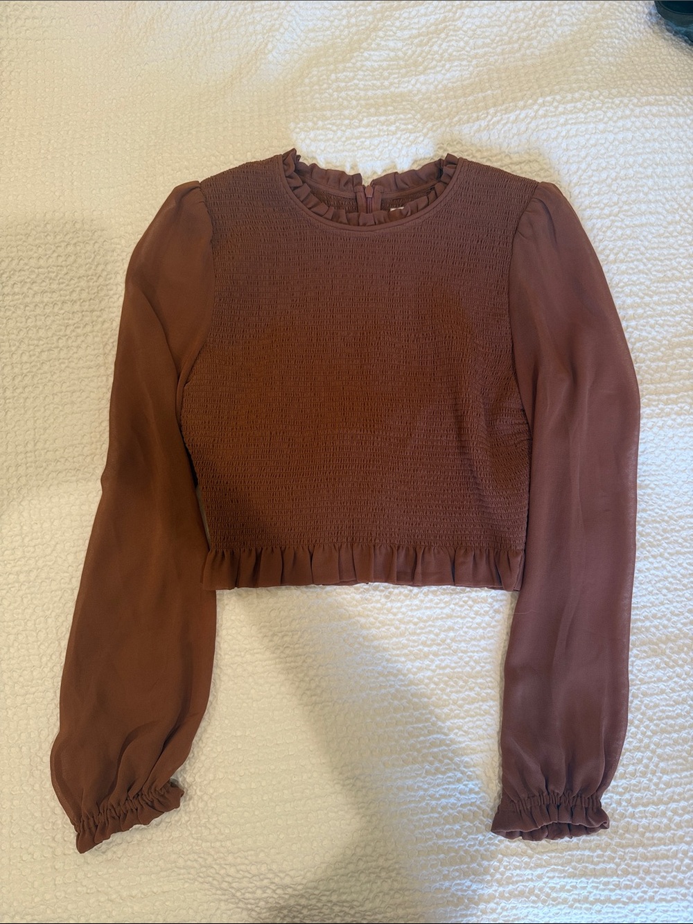 Aritzia Wilfred Rust:Brown Smocked Ruffle Long-Sleeve Crop Top